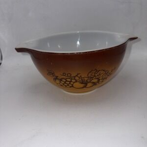 Vintage Pyrex Old Orchard Mixing Bowl Nesting 441  1  1/2 pt  6"
